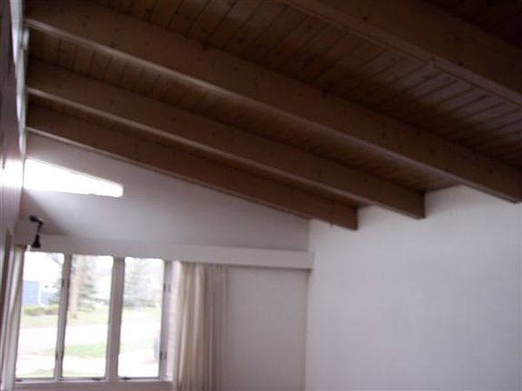 784 Braircliff LR View 3