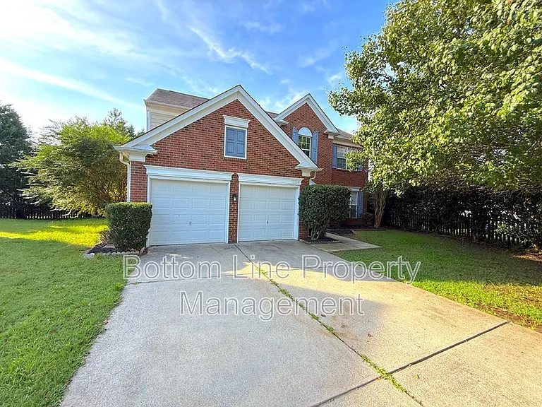 10016 Heatherly Ct — Photo 1