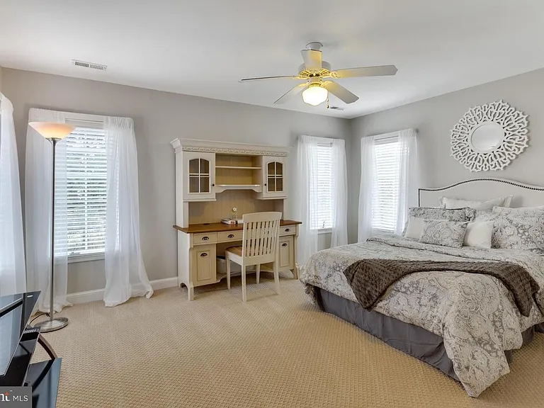 1207 Artnauman Ct — Photo 30