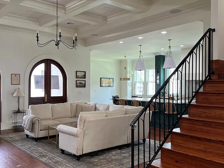 856 Helios Ave — Photo 6