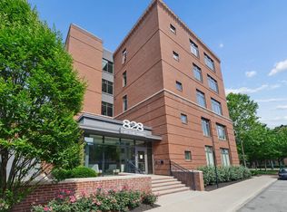 828 Bobcat Ave #207, Columbus, OH 43212
