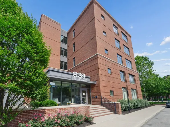 828 Bobcat Ave #207, Columbus, OH 43212
