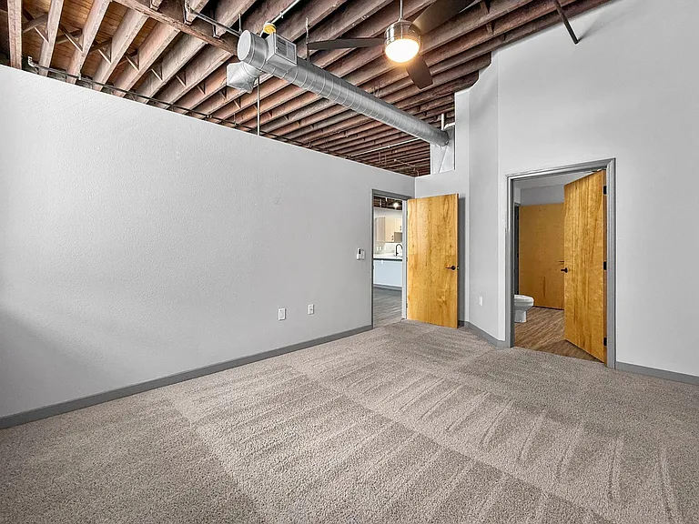 Emery Lofts — Photo 38