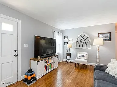 3033 Dartmouth Ave — Photo 8