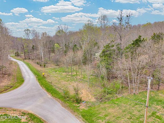 5th image of 612AC N Cave Valley Rd