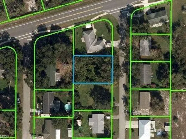 104 Rosemary Ave, Sebring, FL 33875