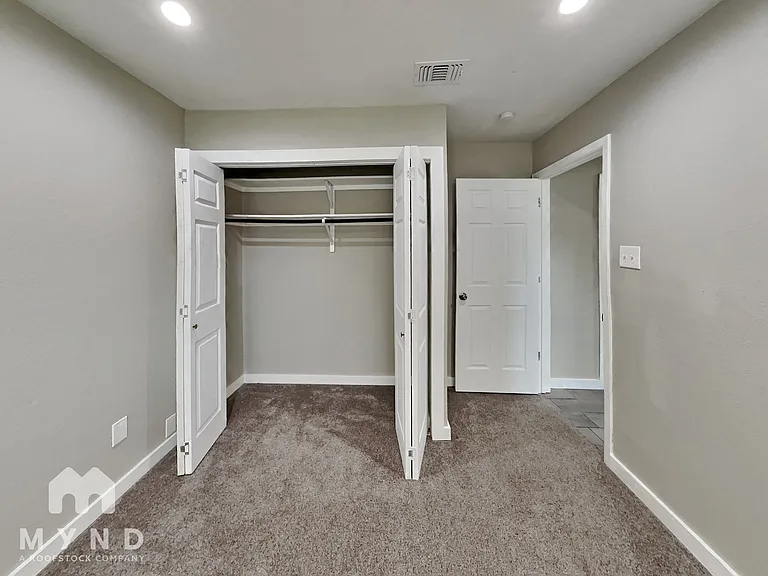 3732 Farm Field Ln — Photo 10