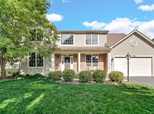 2316 Loop Rd, Algonquin, IL 60102