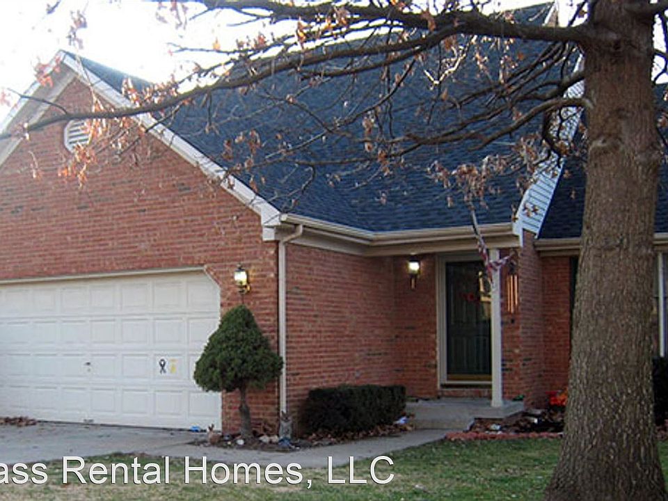 1st image of 393 Stone Creek Dr