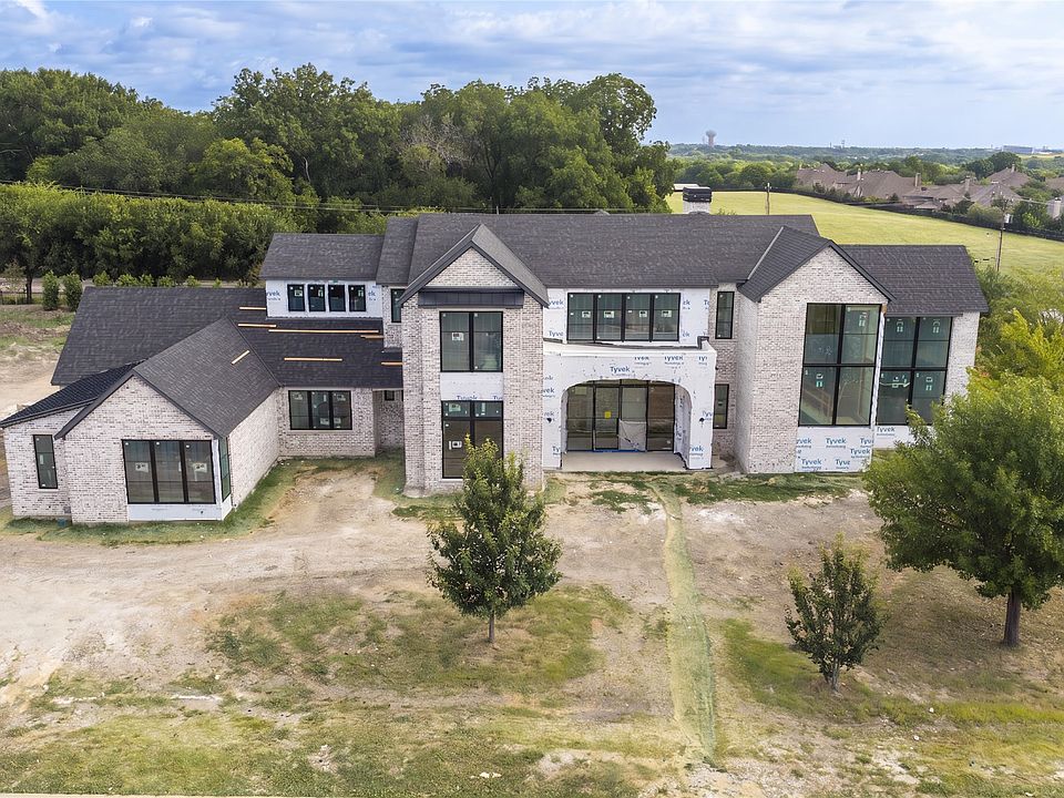 1st image of 801 Walden Pond Way