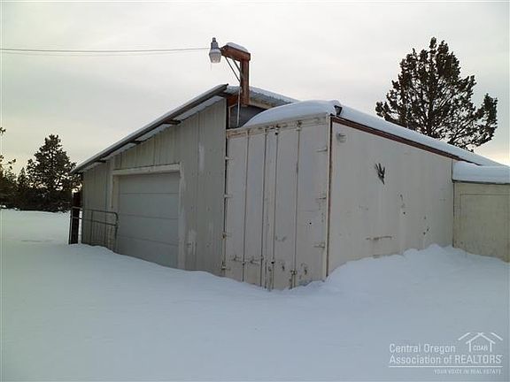2nd image of 4333 SE Umatilla Loop