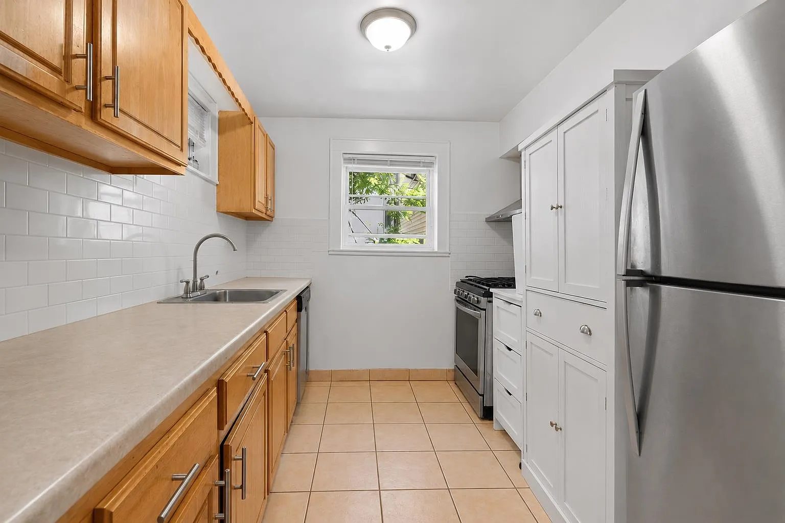 2 bed, 1.0 bath, $2,650 — Photo 4