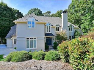 8680 River Trce, Roswell, GA 30076