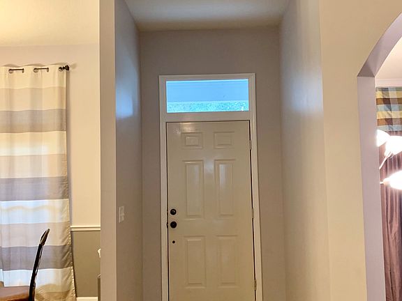 Front Door w/Transom Window