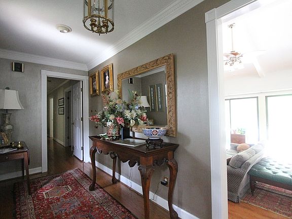 2nd image of 107 Ashford Pl