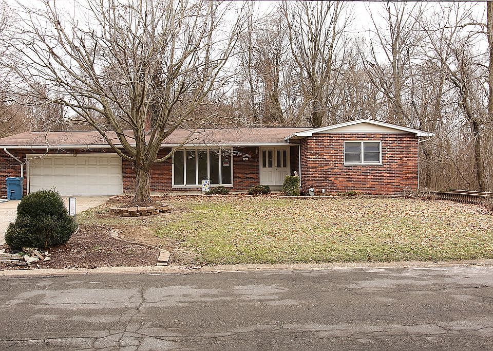 1st image of 186 Lake Hillcrest Dr