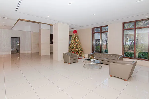 Rented by New York Residence | media 38