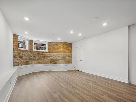 4th image of 3615 N Wilton Ave #G
