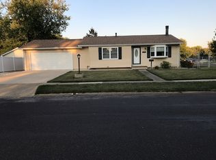 105 Hennepin Rd, Marquette Heights, IL 61554