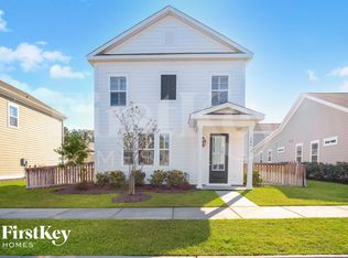 106 Starling St, Summerville, SC 29483