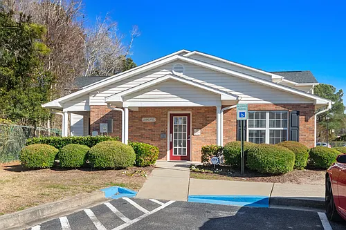 Summer Crest Apartments Photo 1
