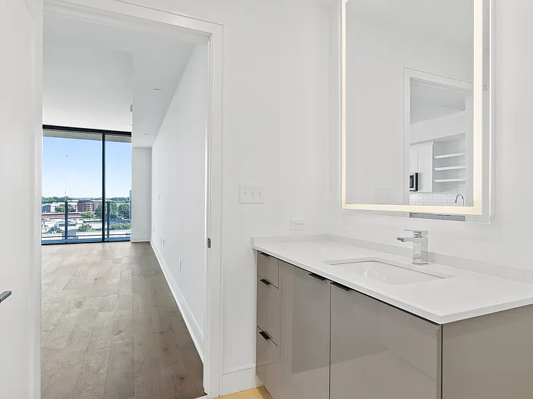 Seven88 West Midtown — Photo 29