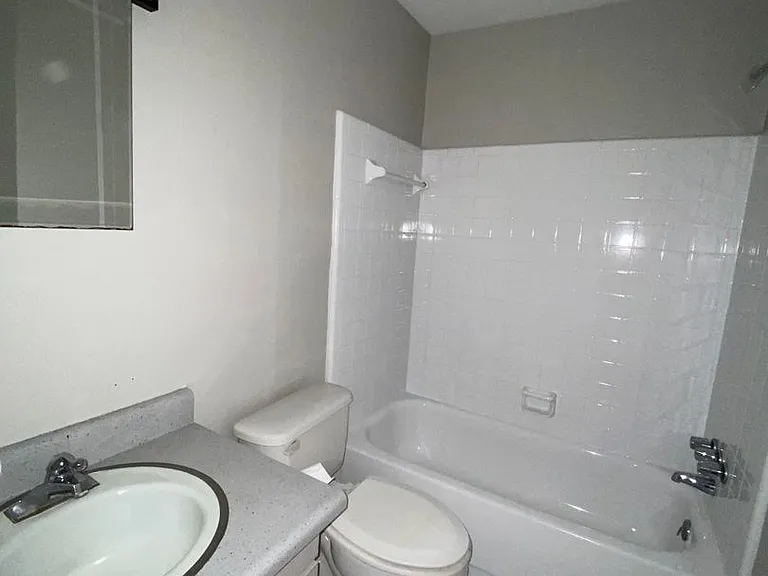 301 E Choccolocco St — Photo 9