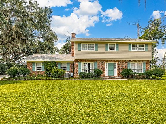 2nd image of 526 Old Mission Rd