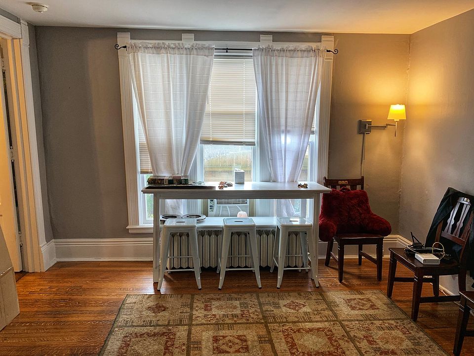 1st image of 238 Lafayette Ave NE APT 2