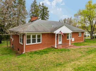 1075 Lyndhurst Rd #A, Waynesboro, VA 22980