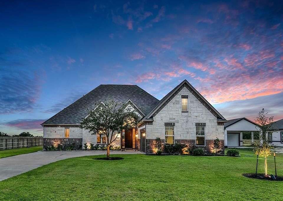 1st image of 13519 Sunrise Bluff Dr