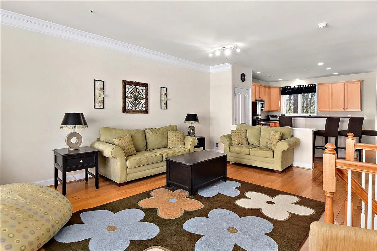 11960 W War Dancer Ln — Photo 2