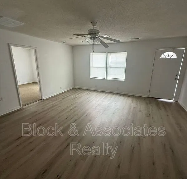 1234 Old Farmer Rd #D — Photo 3