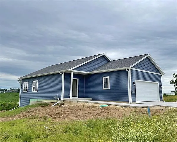 1232 Tivoli Circle photo 1