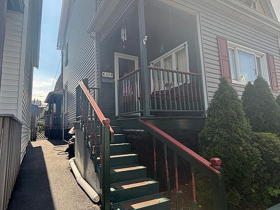 4th image of 105 1st Ave