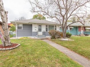 5151 Queen Ave N, Minneapolis, MN 55430