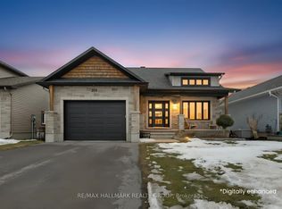 254 Pioneer Rd, Russell, ON K4R0E1