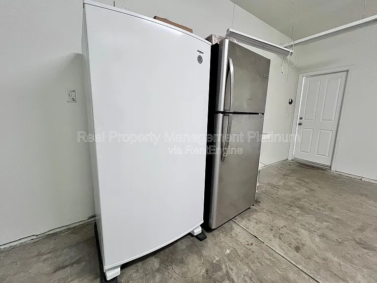 1030 E Royal Dornoch Ave — Photo 29