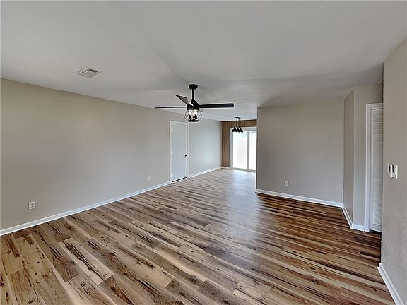 3rd image of 1810 S Beth Dr