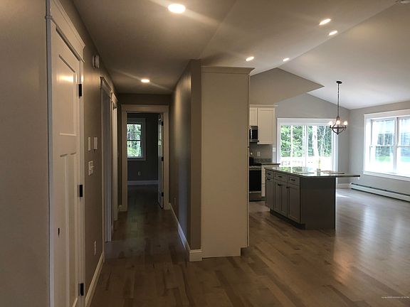 4th image of 27 Homewood Blvd