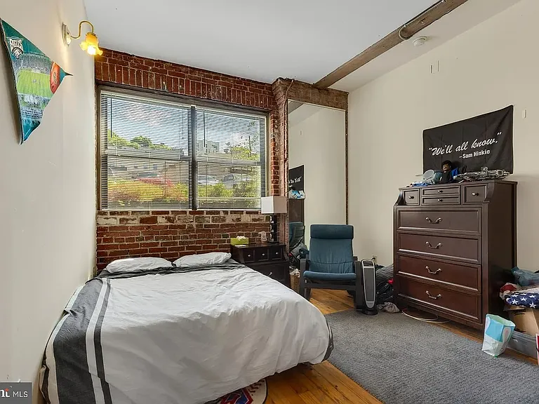 200 Krams Ave #2-3 — Photo 9