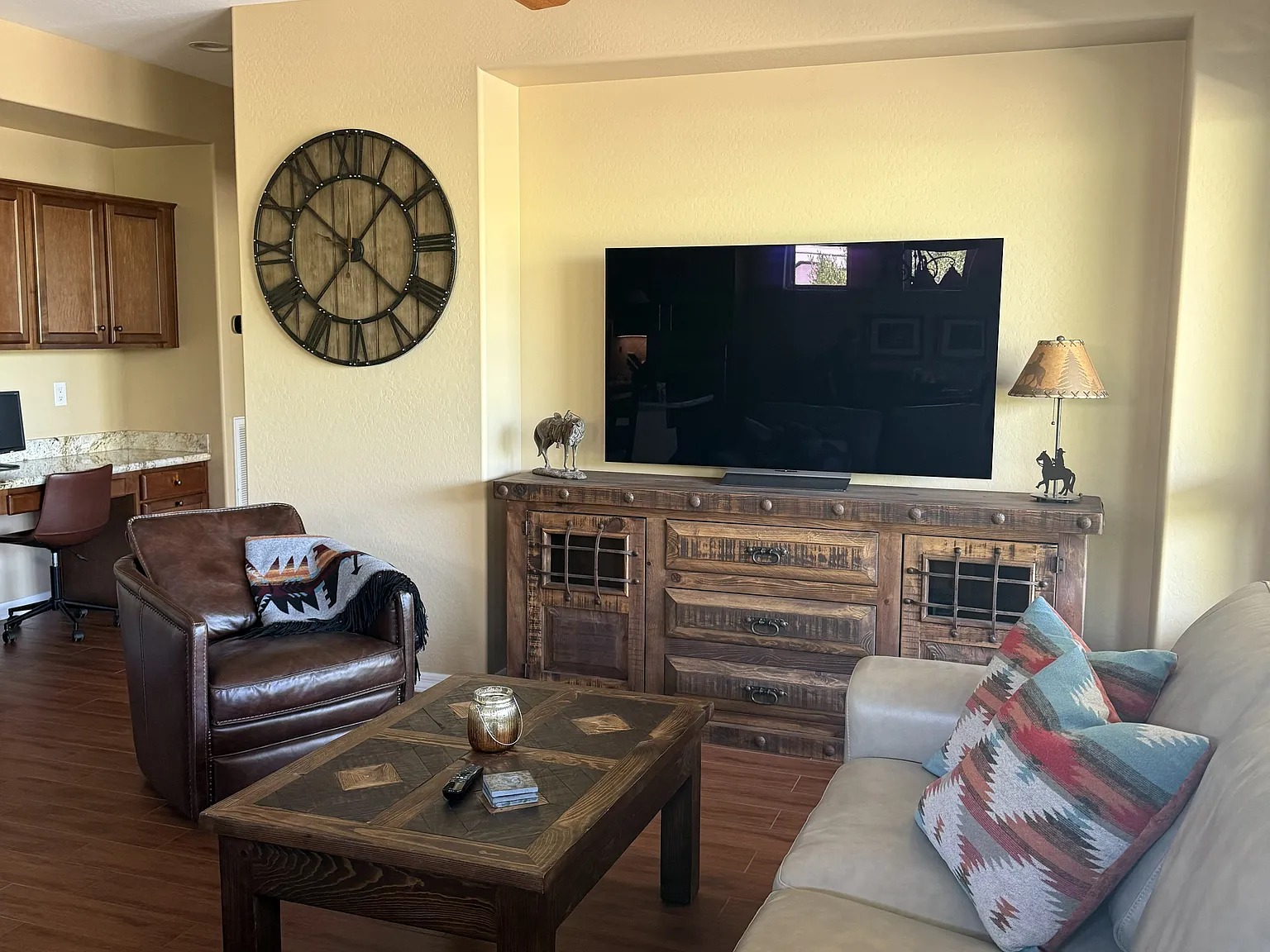 2 bed, 1438 sqft, $3,400 — Photo 3