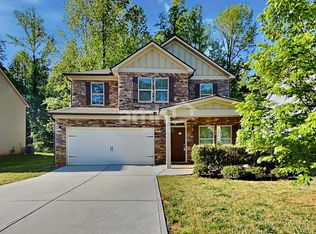 440 Pearson Cir, Hampton, GA 30228