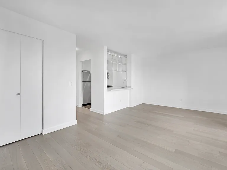 77 W 24th St #27G — Photo 11