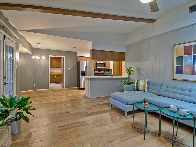 9202 Quail Meadow Dr — Photo 7