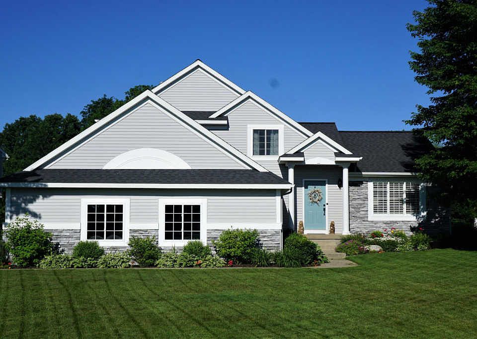 1st image of 1021 Dogwood Meadows Dr SE