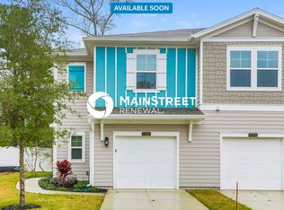 7369 Palm Hills Dr, Jacksonville, FL 32244