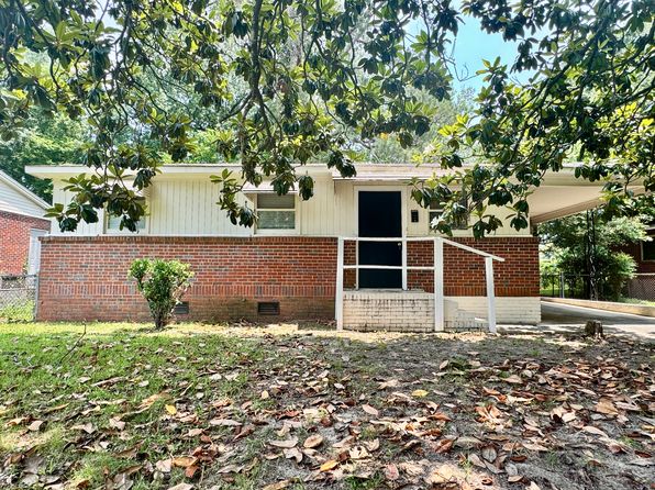 1028 Vera Dr