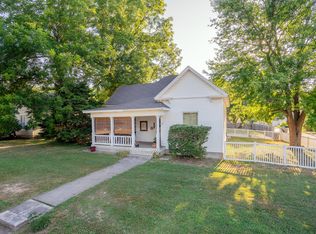 2157 N Robberson Ave, Springfield, MO 65803