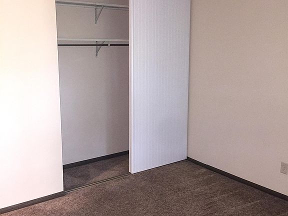 4th image of 112 W Strowbridge St APT 10
